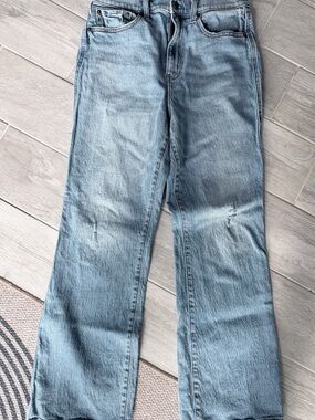 Light Wash Straight Leg Jeans - Faded Blue